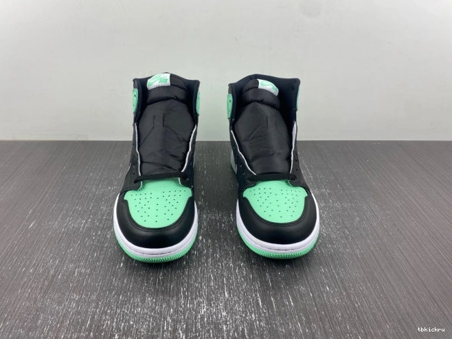 Reps TBkick DZ5485-130 1 Jordan OG Air Glow Green High 0820